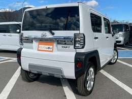 毎週火曜日+第一・第三水曜日が定休日となっております。営業時間は10：00～19：00迄となっております。