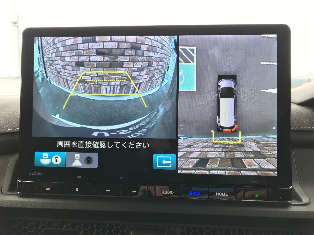 リアカメラがついているので、駐車や後進の際にとても便利です♪
