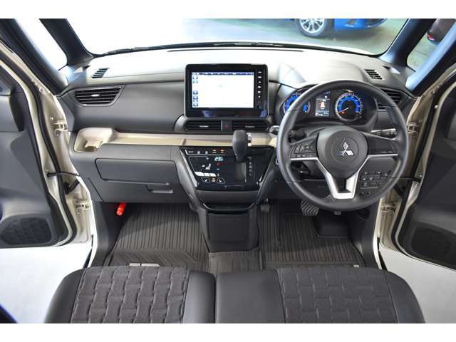 このお車の「見積りが知りたい！」「状態が知りたい！」「在庫あるかな？」などなど気になったらぜひお問い合わせください♪