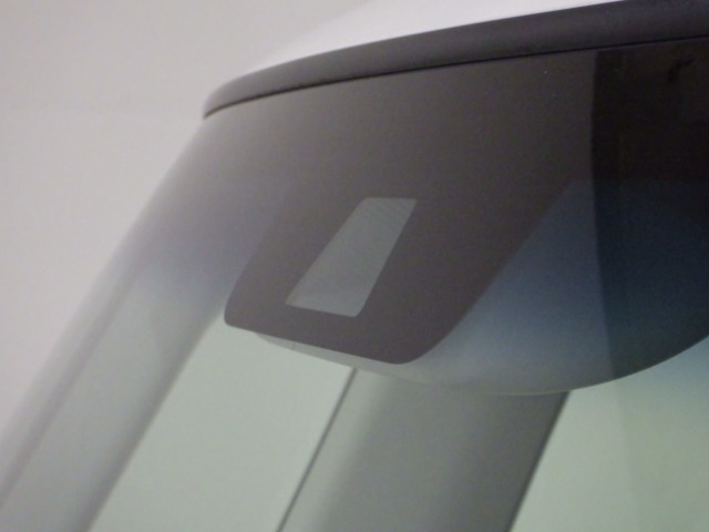 【Honda SENSING】衝突被害軽減ブレーキ〈CMBS〉、ACC〈アダプティブ・クルーズ・コントロール〉、LKAS〈車線維持支援システム〉、誤発進抑制機能、等で安全運転のサポートをします！