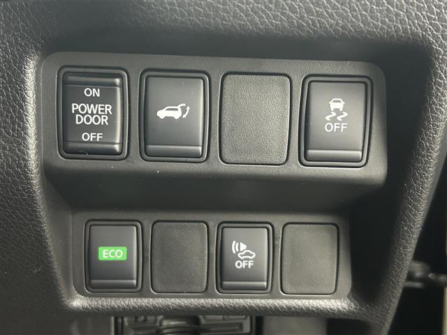 【運転席操作部】快適なドライブを楽しむための機能が装備されています！運転席から触れるので、使いやすいです！除菌プランいれていただくと、さらに清潔で安心していただけます！