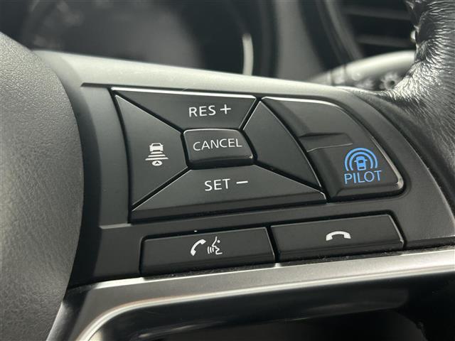 【運転席操作部】快適なドライブを楽しむための機能が装備されています！運転席から触れるので、使いやすいです！除菌プランいれていただくと、さらに清潔で安心していただけます！