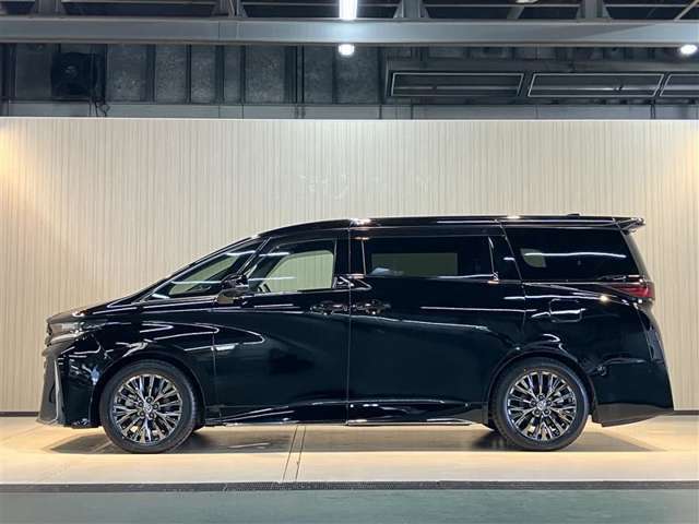 全長493cm、全幅185cm、全高194cmです！