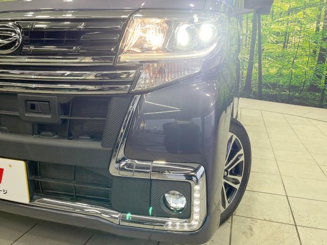 【LEDヘッドライト】悪天候や夜間走行時も良好な視界を確保し安心して運転できる高輝度LEDヘッドライトを装備！点灯速度が早く、消費電力も抑えられています。