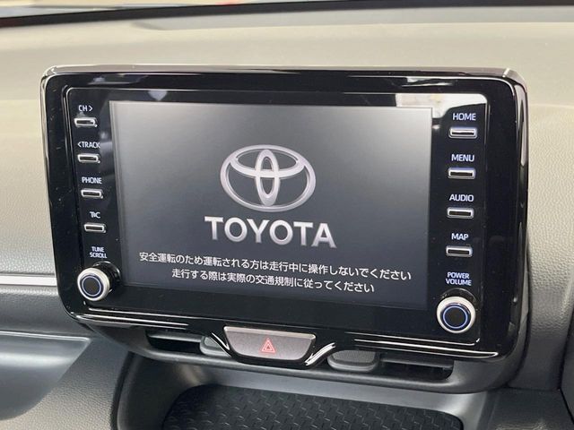 【8インチ　ディスプレイオーディオ】大画面のディスプレイはAppleCarPlayやAndroidAutoが利用可能。大きな画面でスマホナビアプリ等が利用いただけます♪