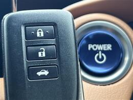 安心の全車保証付き！（※部分保証、国産車は納車後3ヶ月、輸入車は納車後1ヶ月の保証期間となります）。その他長期保証(有償)もご用意しております！※長期保証を付帯できる車両には条件がございます。