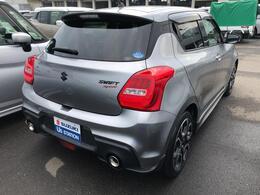 2本出しのマフラーがスポーティ☆