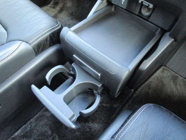 ★車両検索、有難うございます♪お問い合わせはポイント5亀山店専用フリーダイヤルまで（携帯可）♪三重県最大級のホンダディーラーネットワーク総展示台数1000台以上！買取・下取もお任せください♪