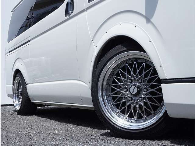 ■ESSEX　25ミリオーバーフェンダー　ピアスボルト付★即納台数多数取り揃え！気に入っていただけるお車ご提案します☆ご来店お待ちしております。シーアールエス横浜店045-532-9000