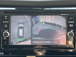 【パノラミックビューモニター】を装備しております。全周囲カメラで危険察知。狭い駐車場でも安心して駐車できますね。