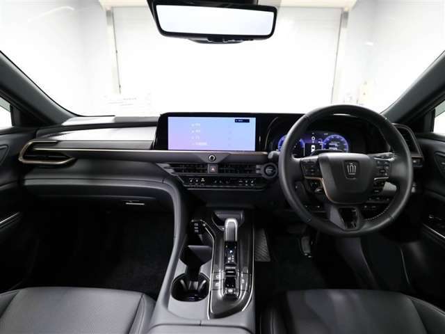 SUVならではの見晴らしの良い前方視界で快適なドライブをお楽しみいただけます！