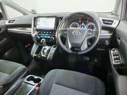 操作性が良い運転席まわりです！