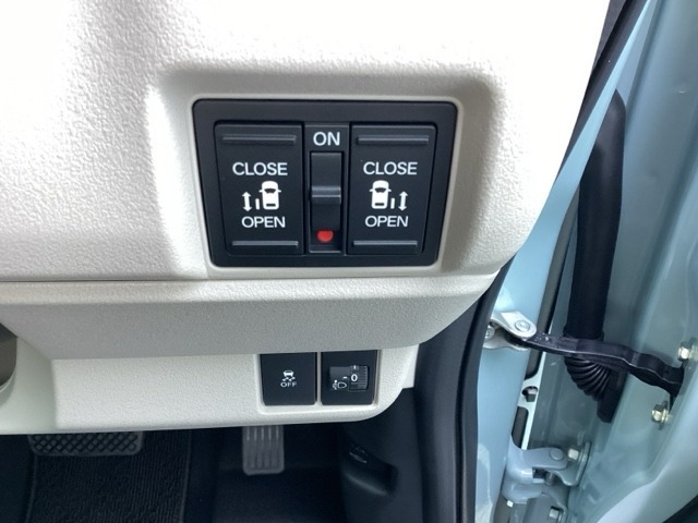 この度は、当店のお車をご覧いただきまして誠にありがとうございます。お気軽にお問い合わせください。