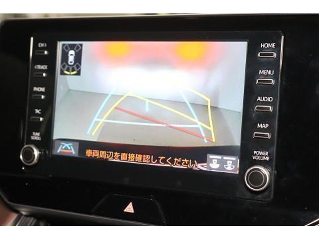 ガイド付きバックモニター！　ハンドルを切るとラインも曲がって表示され、進行方向の目安となり安心です。