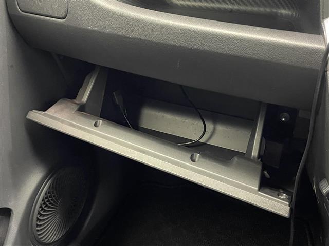 車両販売と整備・保証・クリーニングなどのサービスを自由にお選び頂けます。  サービスは必要な分だけお選び下さい。