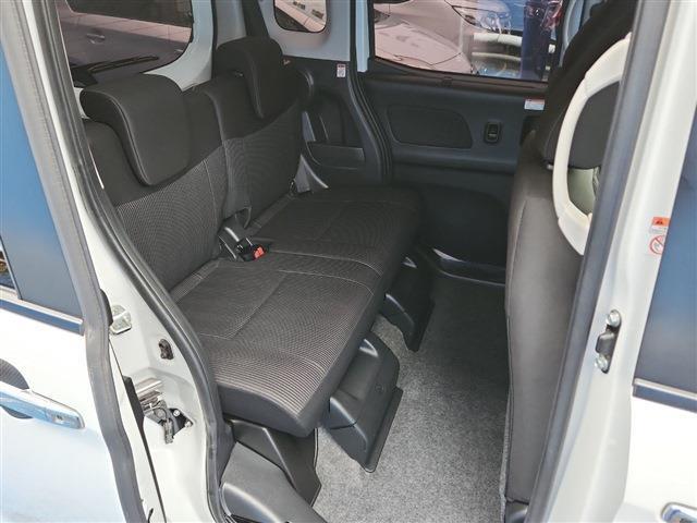 【電動スライドドア】付きです！荷物で手が塞がっていても　簡単にドアの開閉が出来ます！何より力いらずで開閉OK！女性やお年寄りにも優しい。電動機能はOFFにもできますから元気なお子様の駆出しも安心！