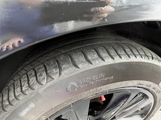 ピレリー・コンチネンタル・ノキアンなどタイヤも他店よりお安くご提供しております