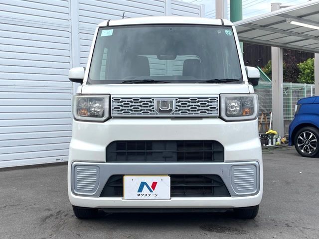 ★快適なカーライフをお過ごしいただくため、修復歴車は販売いたしません。そのため入庫後に徹底的にチェックし、クリアしたクルマのみを店頭に展示しております。