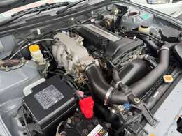 納車後も安心してお乗りいただけるよう1台1台自社でチェック・点検をし、必要な個所は整備・修理を施しています。