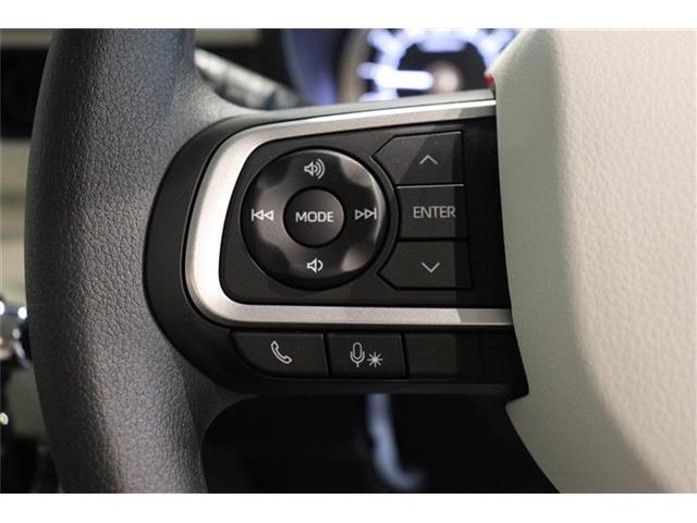 運転しながら操作が出来る画期的装備！これ便利です