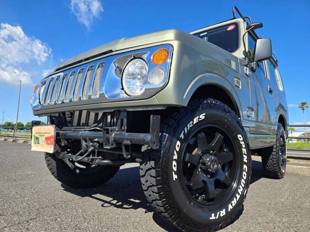 修復事故歴無し　AT　全塗装　メッキグリル　TOYO・RTホワイトレター新品タイヤ　ルーフラック　レザー調シートカバー　天上木目貼り　内張ペイント　ドライブレコーダー