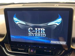 【BIG-X11インチナビ】人気の大画面BIG-Xナビを装備。専用設計で車内の雰囲気にマッチ！ナビ利用時のマップ表示は見やすく、テレビやDVDは臨場感がアップ！いつものドライブがグッと楽しくなります♪