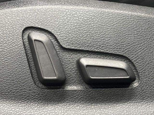 ●パワーシート：シート位置の“前後と背もたれの“角度の微調整が可能となります。手動設定のシートよりも、より細やかな設定ができるのがポイントです。