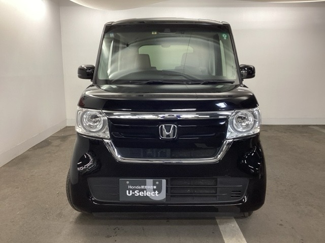 一目見てホンダ車だとわかるカッコいいフロントマスクです！
