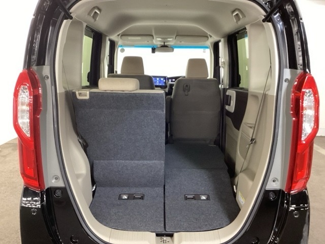 左右分離ですので、いろいろな形の荷物が積めますよ。