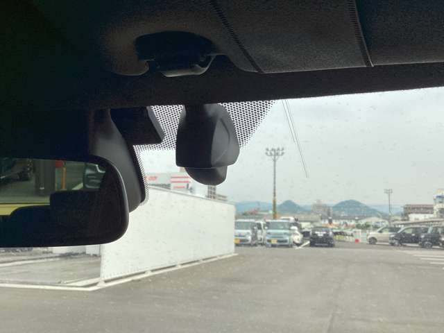 ドライブレコーダー装備♪映像と音声を記録してくれるドライブレコーダーは、事故の際に確かな証拠能力を発揮してくれます。