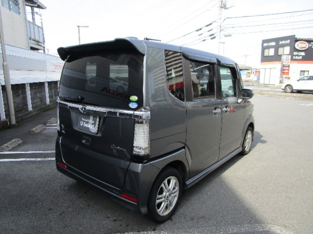 納車前に室内クリーニング、除菌してお渡しいたします。別途費用は頂きません。