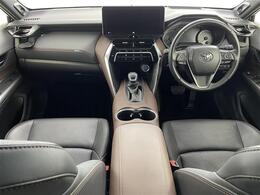 【インパネ全体】全方位で視界が広く、高い目線で運転もしやすいです！