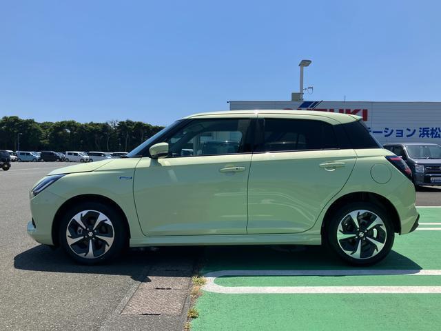 長めのホイールベースで　直進安定走行を実現しました。タイヤの切れ角が大きく、小回りが利きます。