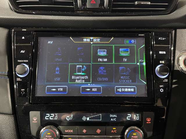 Bluetooth Audio、MUSIC STOCKER、フルセグTV、CD、DVD再生可能です♪