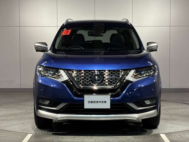 エマージェンシーブレーキ付きです！自動的に緊急ブレーキを作動させて衝突を回避または、衝突時の被害を軽減します。