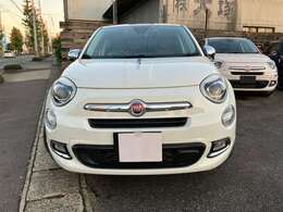 当店ではお客様に気持ちよくお乗り頂ける様、内装清掃及び外装も磨きピカピカに仕上げてして納車させて頂いております。