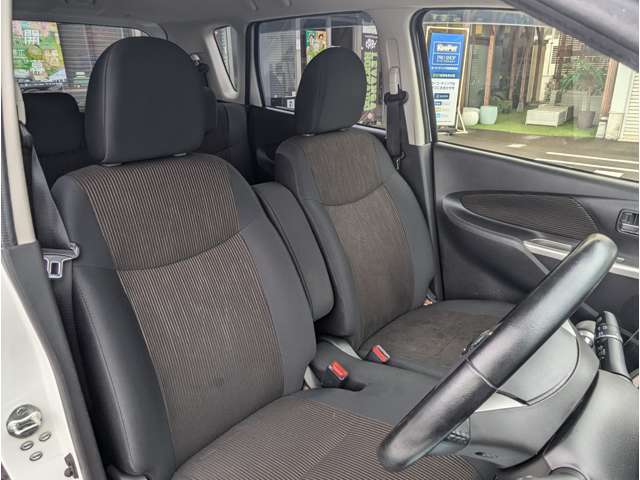 ☆店舗に展示していないお車もありますので、事前にお問い合わせください！　お車の準備をしてお待ちしております