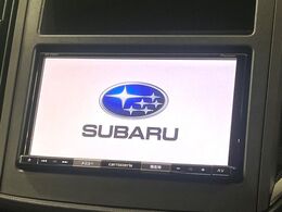 【純正ナビ】人気の純正ナビを装備。オーディオ機能も充実しており、Bluetooth接続すればお持ちのスマホやMP3プレイヤーの音楽を再生可能！毎日の運転がさらに楽しくなります！！