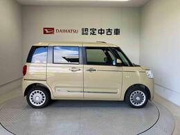 車両右側面からの写真になります。車をご覧になりたい時はお気軽に最寄りの店舗へご相談下さい。