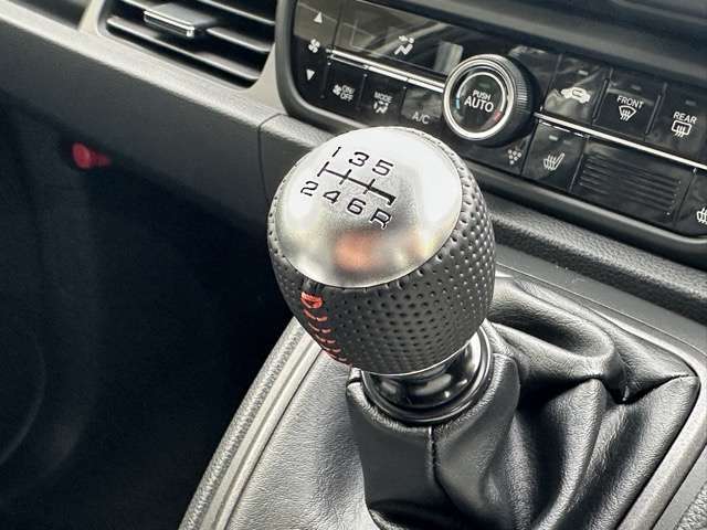 ★納車前に、当社の指定工場で納車前点検を行って納車しますので、安心してお乗りいただけます！もちろん、点検料は車両本体価格に含まれています！