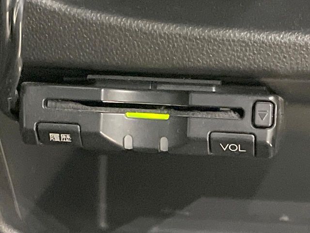 【ETC】高速道路の料金所をストレスなく通過！話題のスポットやサービスエリアに多い「スマートIC」利用時は必須のアイテムです。当店でセットアップを実施、ご納車当日からすぐにご利用いただけます！