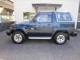 15インチのアルミホイールを装着しています。