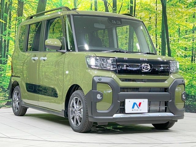 大好評のボディコーティング「弾スプラッシュコート」もご納車までに施工可能。通常のガラスコートと異なる、耐久年数6年の無機質ガラスコーティングが、ボディをキレイな状態に保ってくれます。