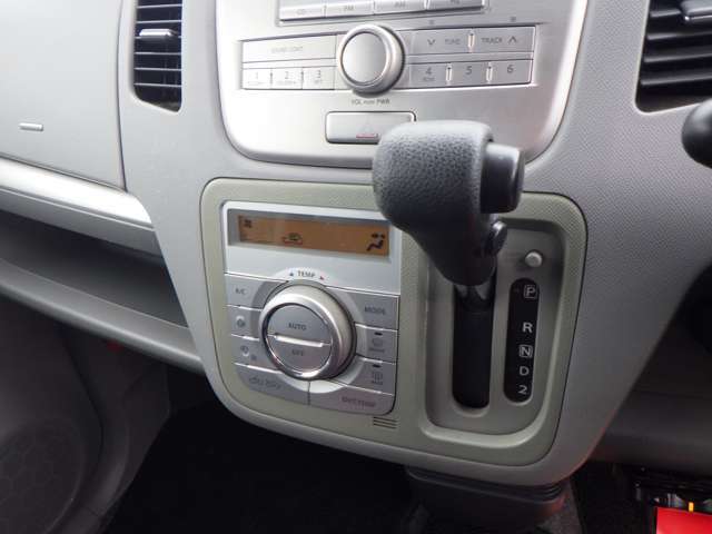 お客様のご要望やお車の状態に合わせて、各種整備、メンテナンスもお任せ下さい！！