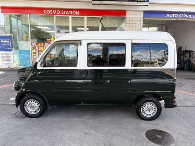 走行、内外装、装備等に関して記載しておりますがあくまでも現車の確認にて判断をお願い致します。