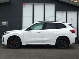 ・内外装共にコンディションの良い車両です　・19インチブラックホール