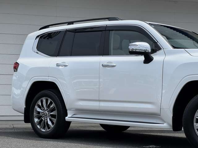 トヨタ ランドクルーザー300 3.3 ZX ディーゼルターボ 4WD 2023