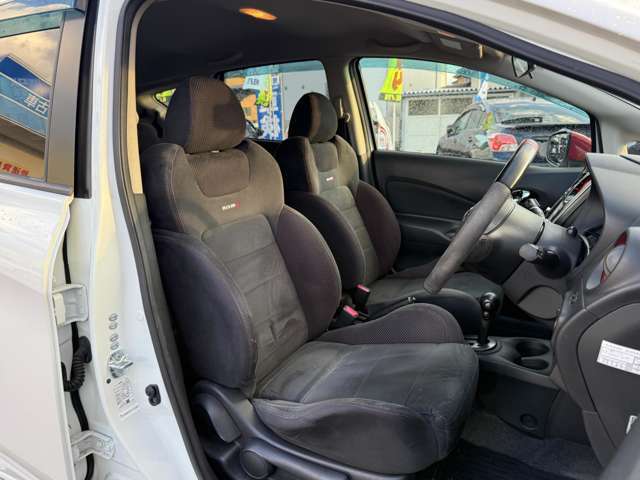 ナビ、オーディオ各種取扱いしています。コストパフォーマンスに優れたものからハイクオリティな機種まで、クレジットに組み込む事ももちろん可能です。詳細は営業スタッフまで！