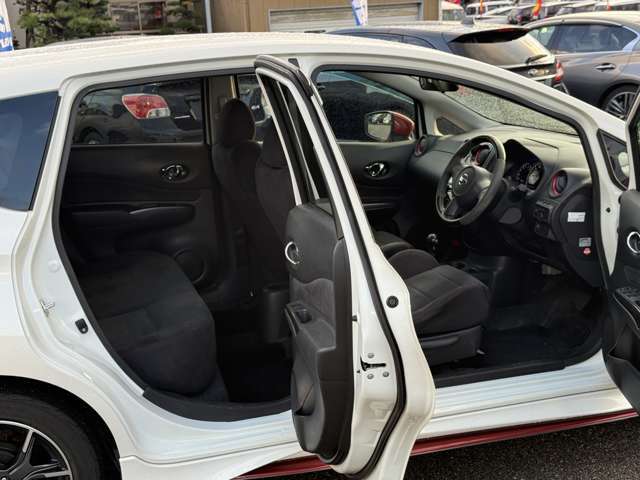 電車でお越しの場合は、駅までお迎えいたします！お気軽にお電話下さい。カーセンサー0066-9711-424985で直通です！