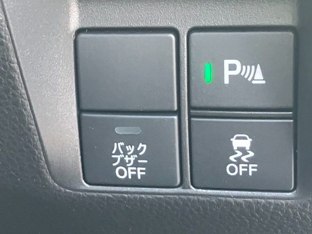 現車を見に来れないお客様には、車両状態の詳しい情報をお電話・メールにてご連絡致しております。スマートフォン、パソコンがあればリアルタイムでの対面にて映像で確認・対応もできます！